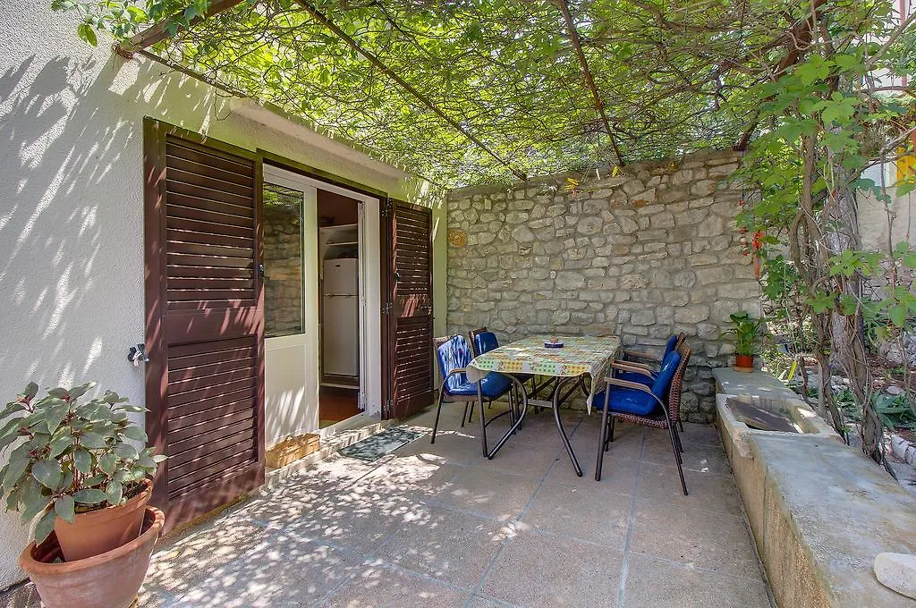 Holiday Home Villa Esperanca Veli Lošinj 0*,  Κροατία